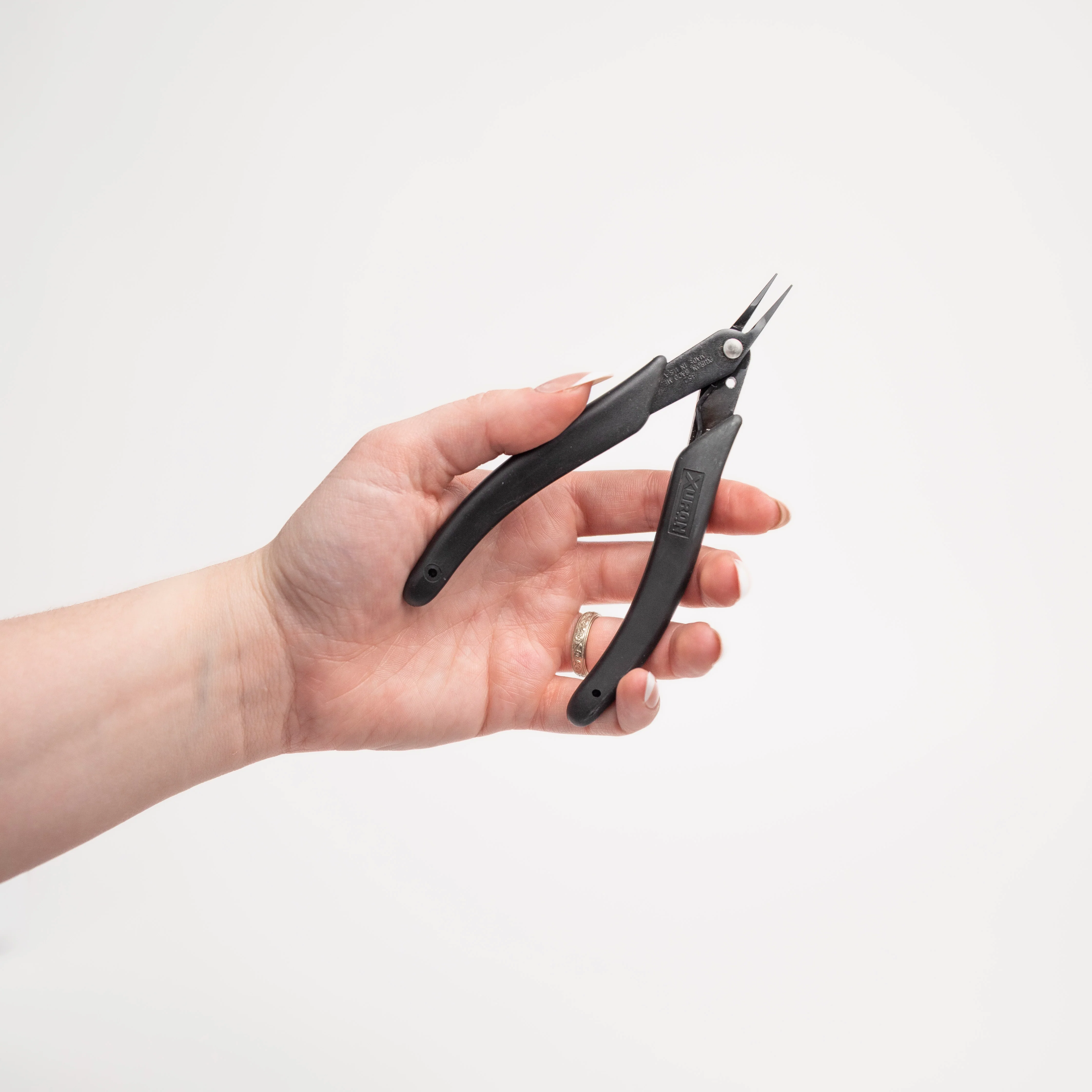 Micro Precision Plier for Permanent Jewelry - Image 6